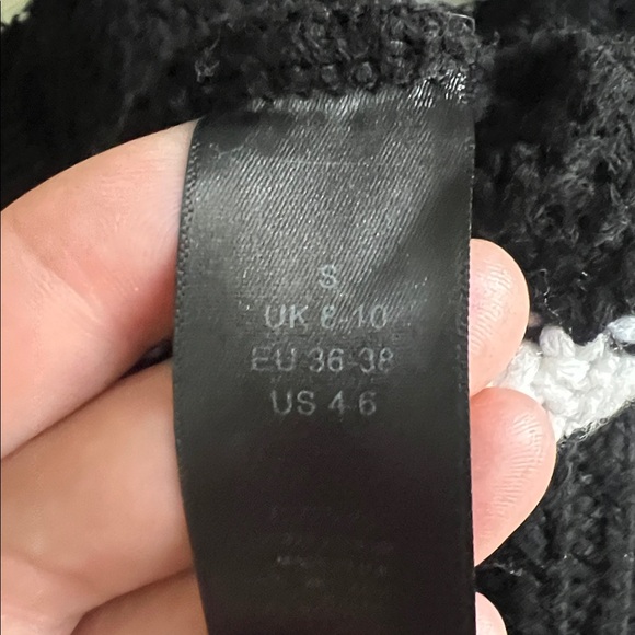 Topshop Chunky Black & Knit Sweater | Black & White Stripe | Oversized Pullover - Picture 5 of 5